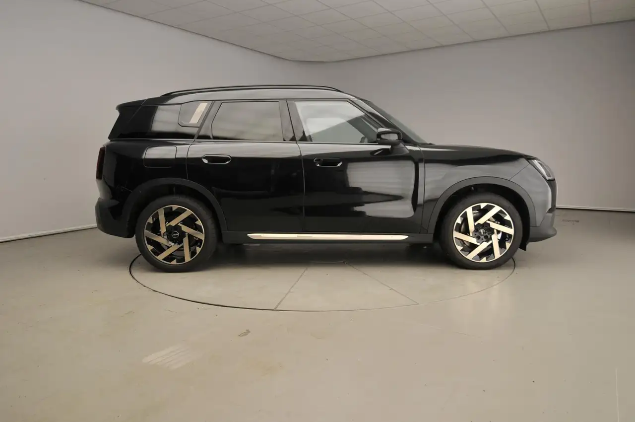 MINI Others 2026