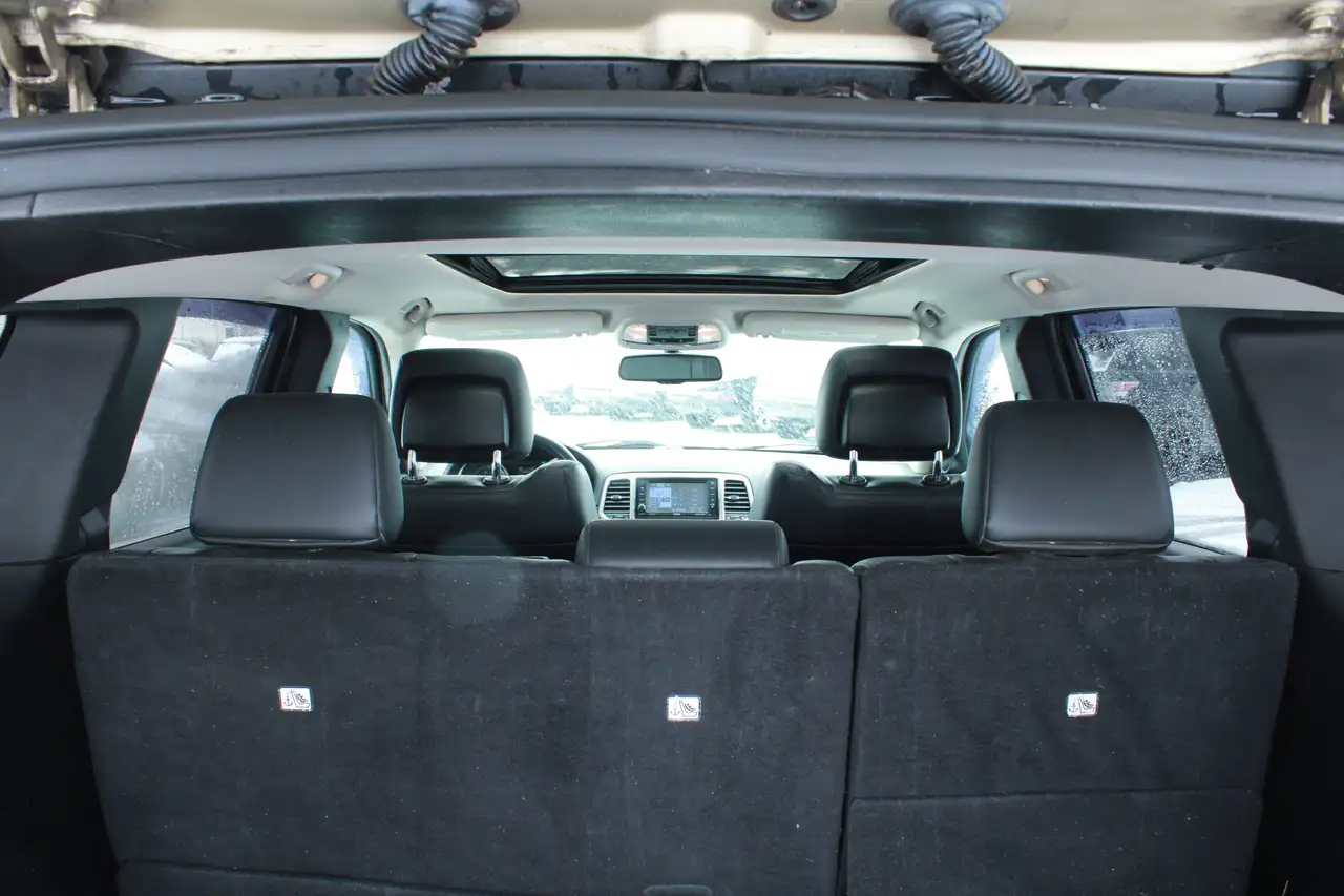 Jeep Grand Cherokee снимка Jeep Grand Cherokee