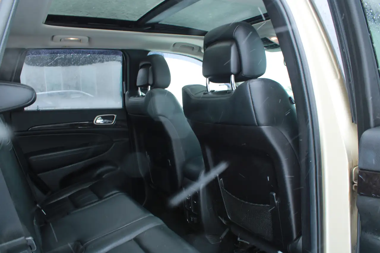 Jeep Grand Cherokee снимка Jeep Grand Cherokee