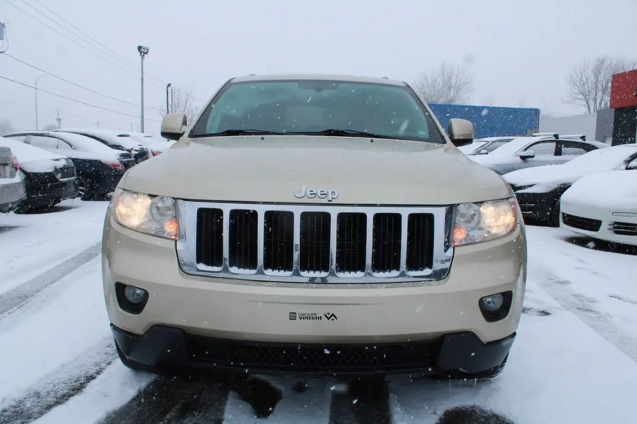 Jeep Grand Cherokee снимка Jeep Grand Cherokee