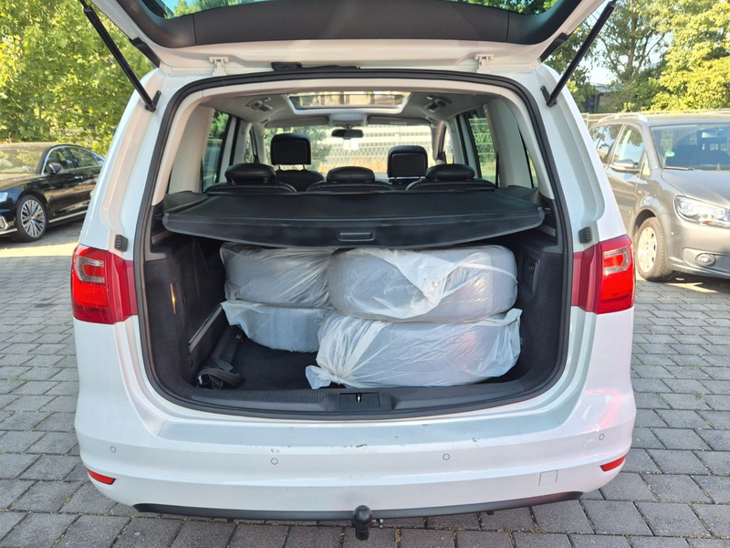 SEAT Alhambra 2.0 TDI Style AHK LEDER MEMORY PANO CAM — photo 10