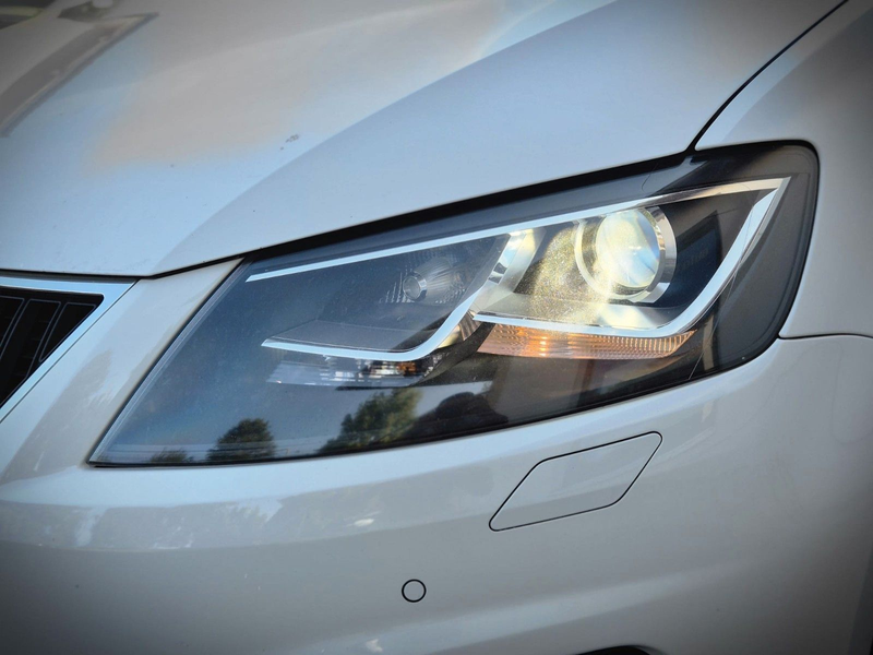 SEAT Alhambra 2.0 TDI Style AHK LEDER MEMORY PANO CAM — photo 12