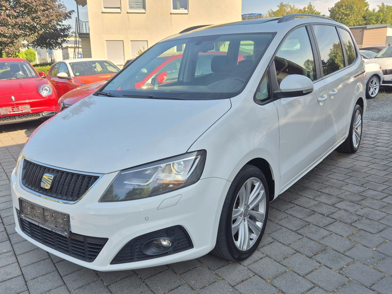 SEAT Alhambra 2.0 TDI Style AHK LEDER MEMORY PANO CAM