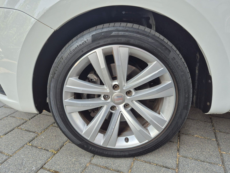 SEAT Alhambra 2.0 TDI Style AHK LEDER MEMORY PANO CAM — photo 5