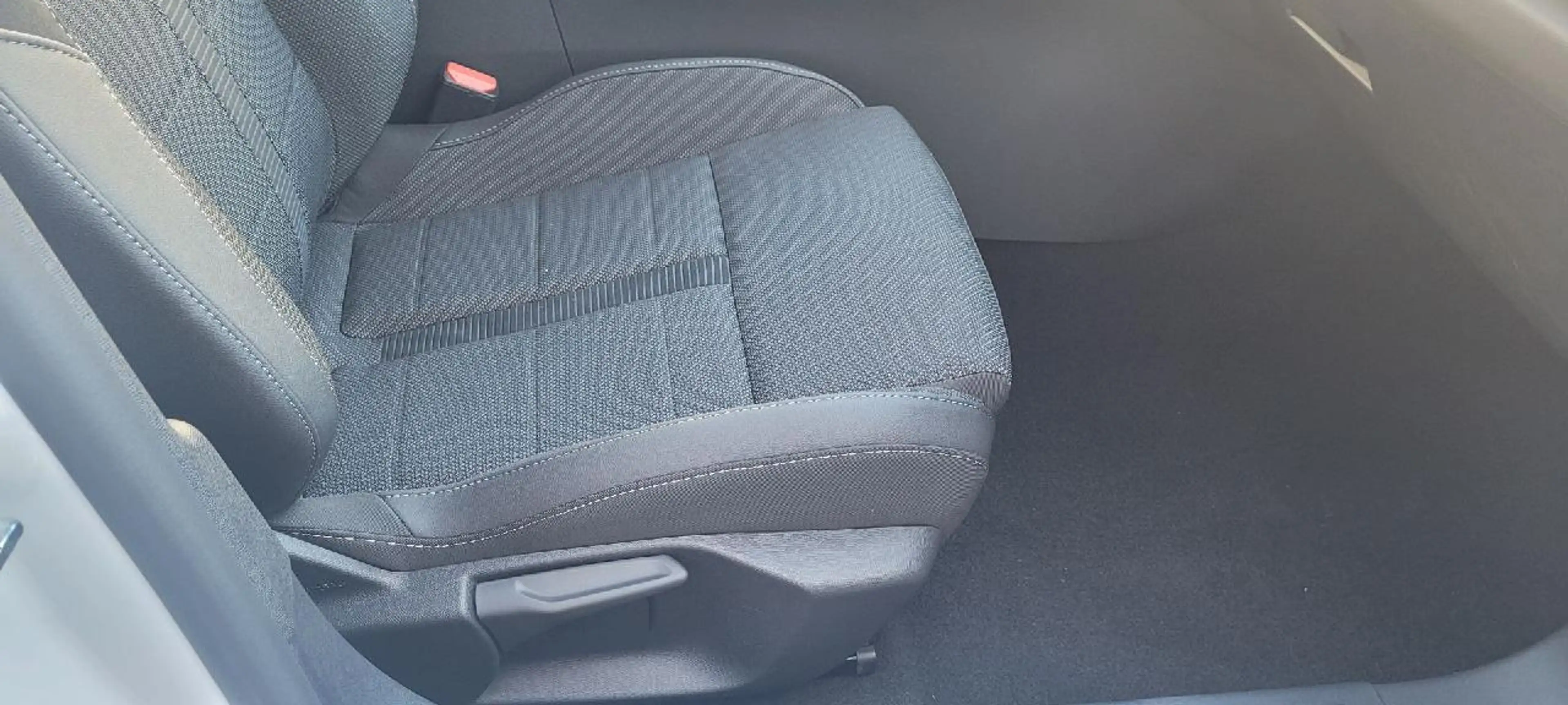 Opel Astra Ultimate — photo 14