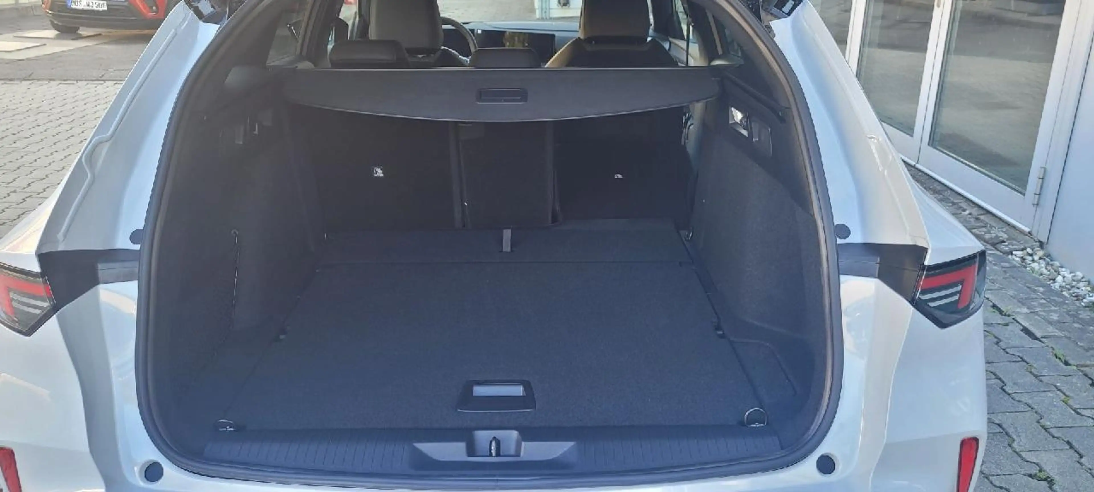 Opel Astra Ultimate — photo 9