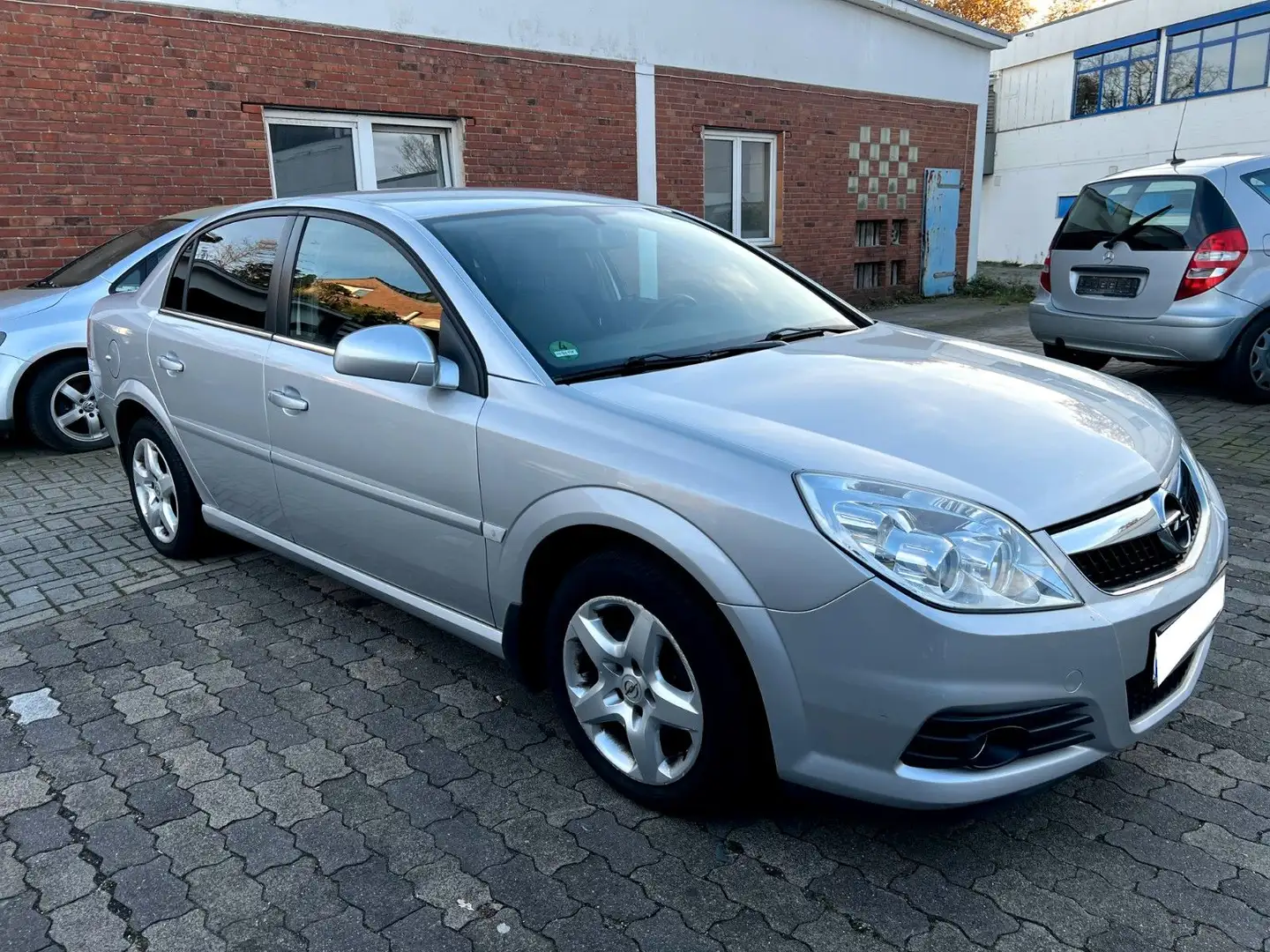 Opel Vectra C Lim. Edition"TÜV, AUTOMATIK, TOUCHSCR." Argintiu - 2