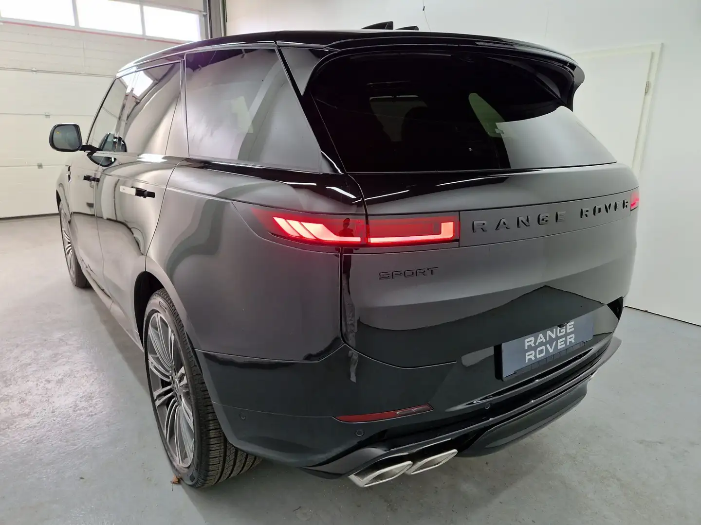 Land Rover Range Rover Sport P530 Autobiography AHK Black Black - 2