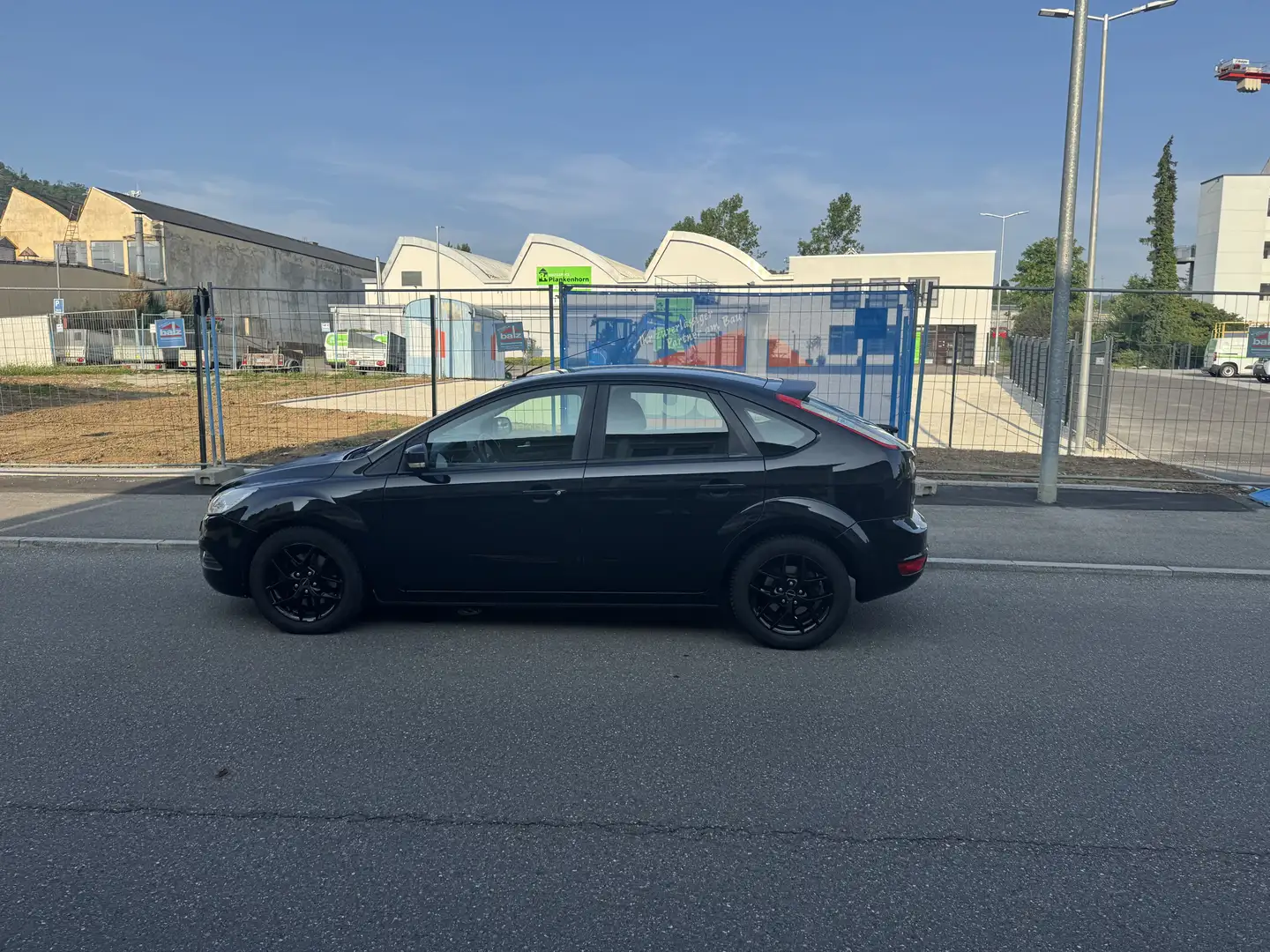 Ford Focus 2.0 16V Aut. Ghia - 1