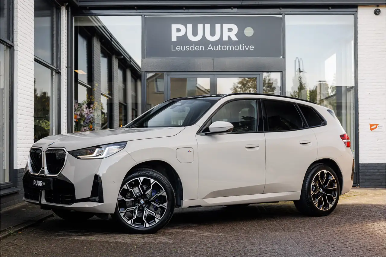 BMW X3 30e xDrive M-Sport [ DUNE GREY ] Pano Harman Kar