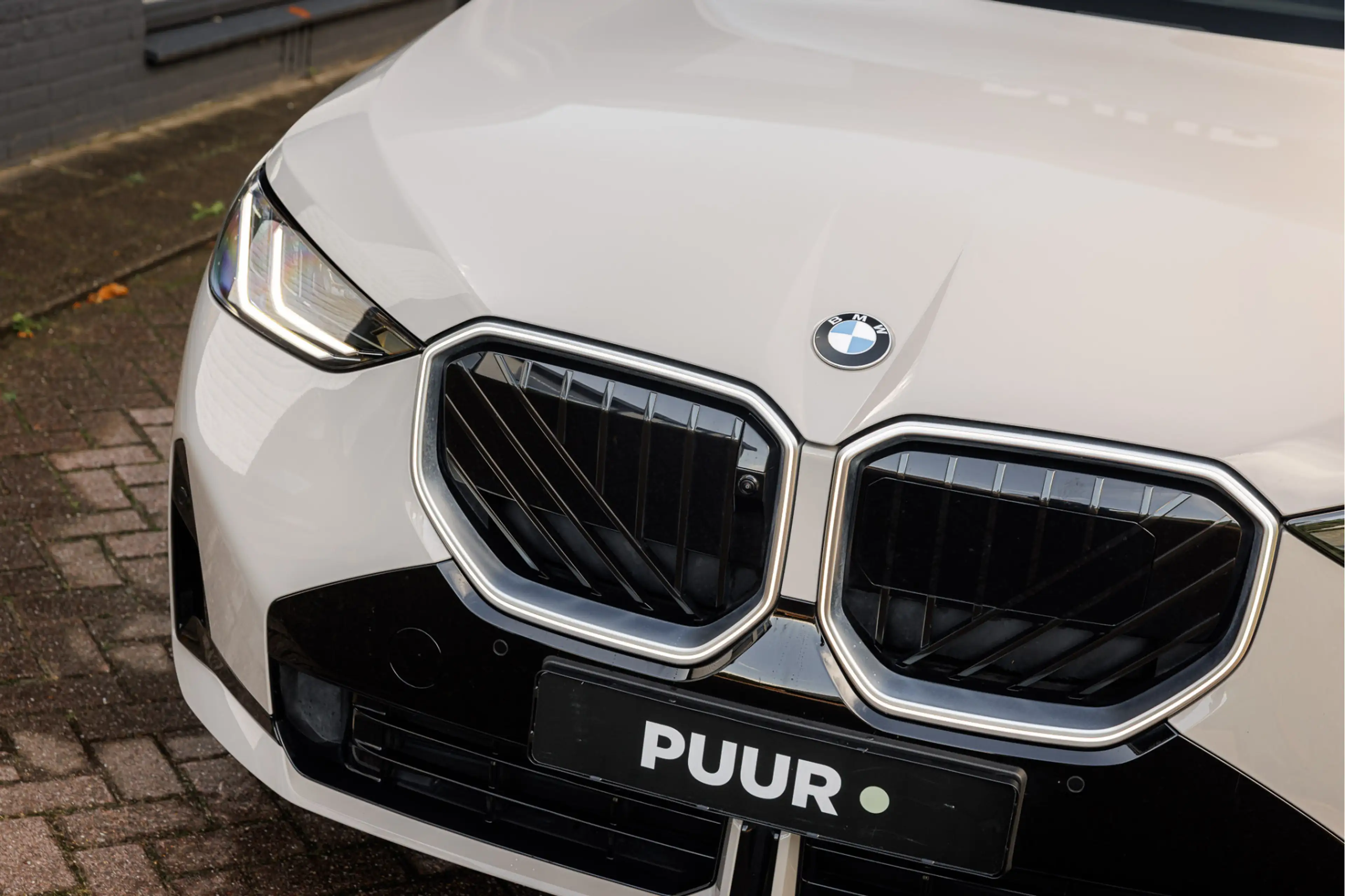 BMW X3 30e xDrive M-Sport [ DUNE GREY ] Pano - Harman Kar — photo 18