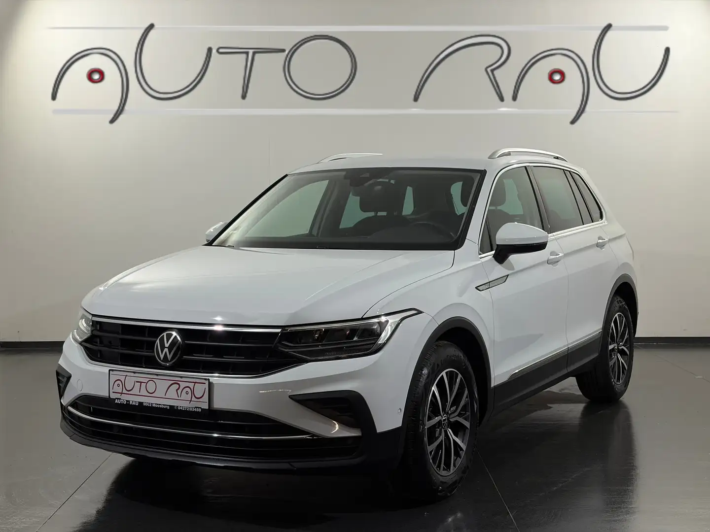 Volkswagen Tiguan 2.0 TDI SCR Life 4Motion DSG *LED*AHK*ACC* Weiß - 1