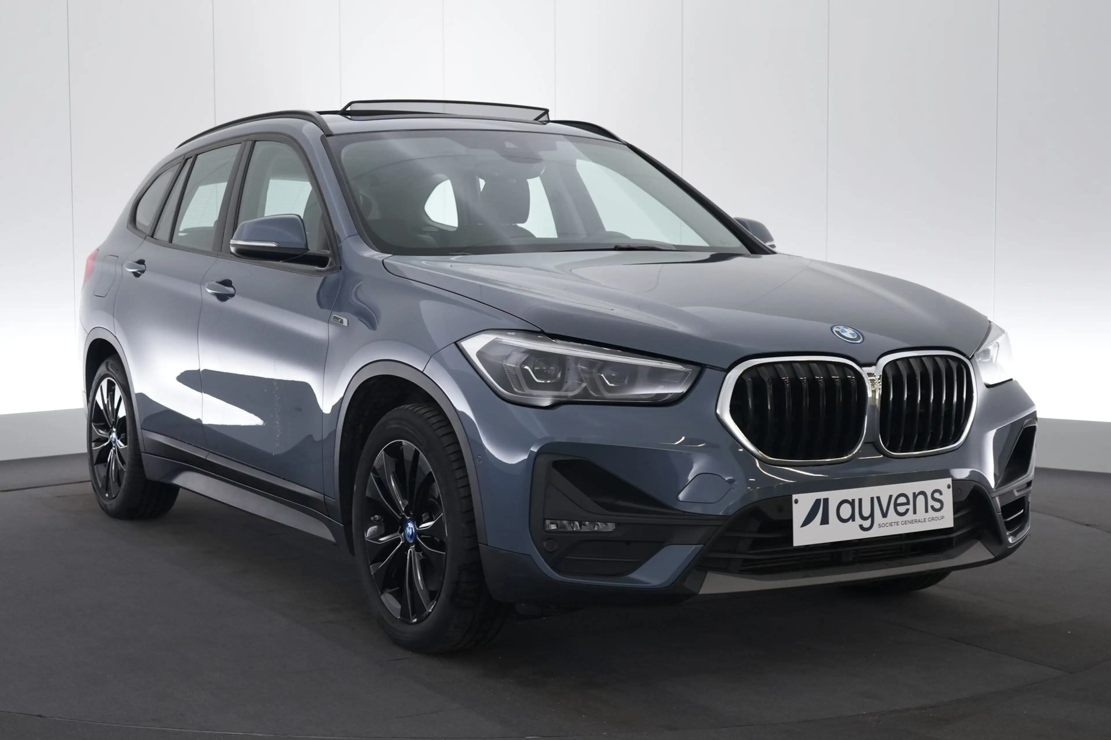 BMW X1 1.5 xDrive25e PHEV Business+ LEDER/CUIR LED GPS PD — photo 3