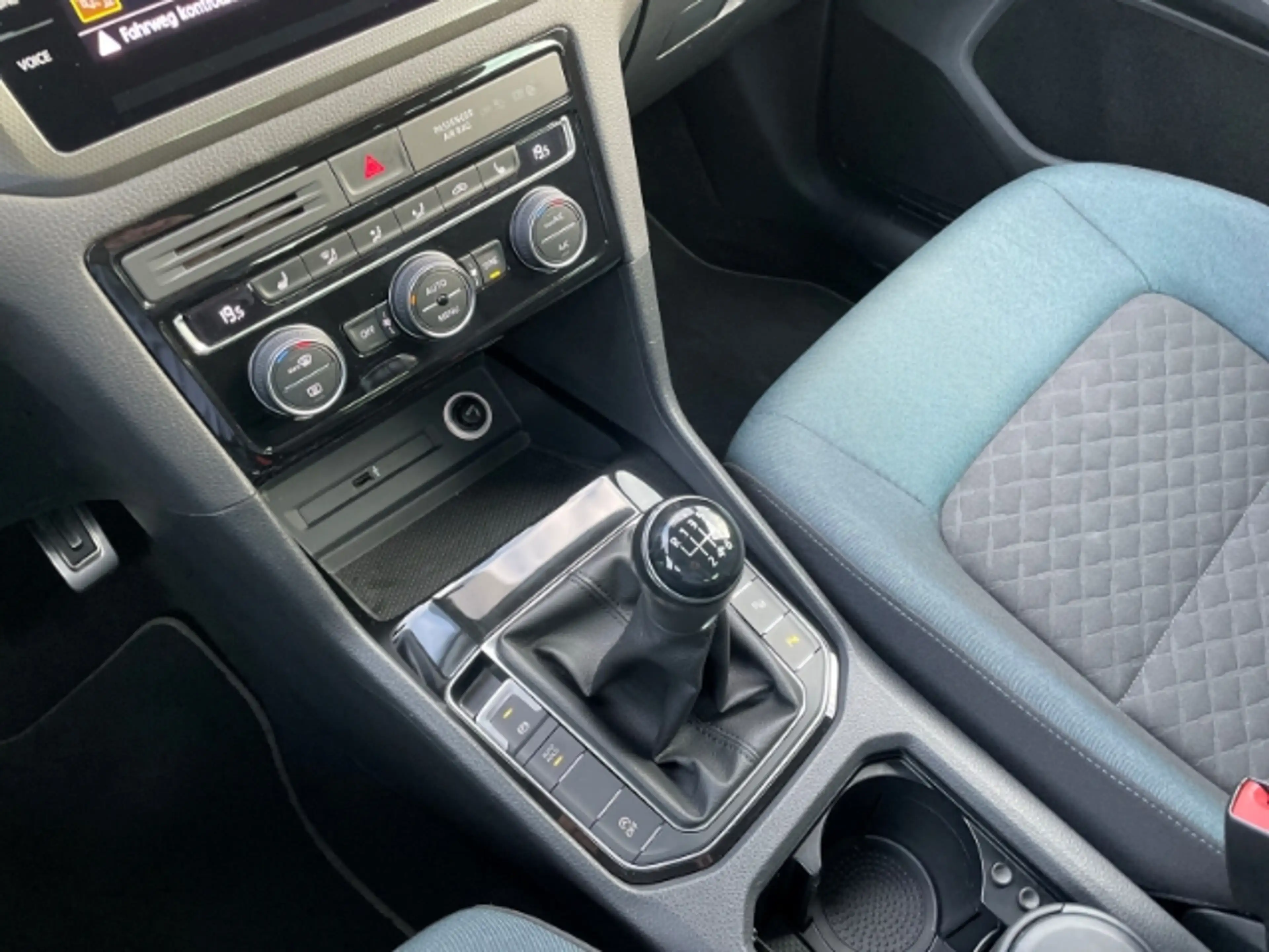 Volkswagen Golf Sportsvan VII 1.0 TSI IQ DRIVE Navi, Sitzheizung, Einparkhil — photo 14