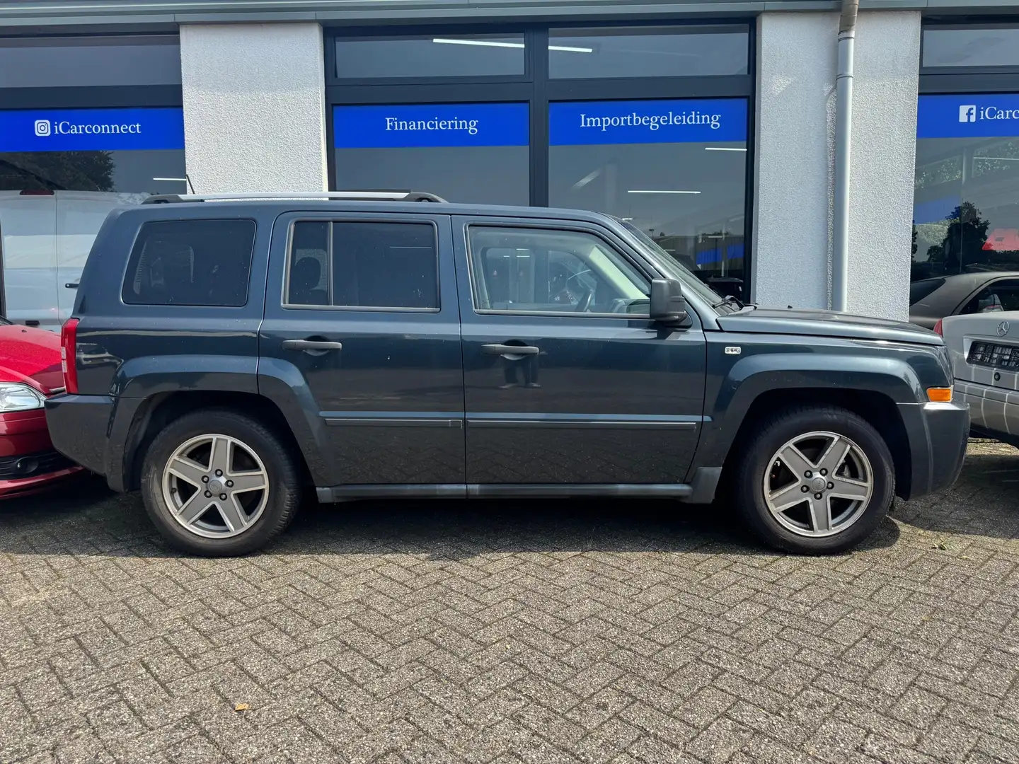 Jeep Patriot 2.4 Limited|Leder|Autom|Tr.haak|defect! Blauw - 2