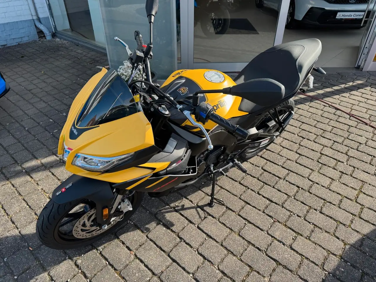 Aprilia Tuono