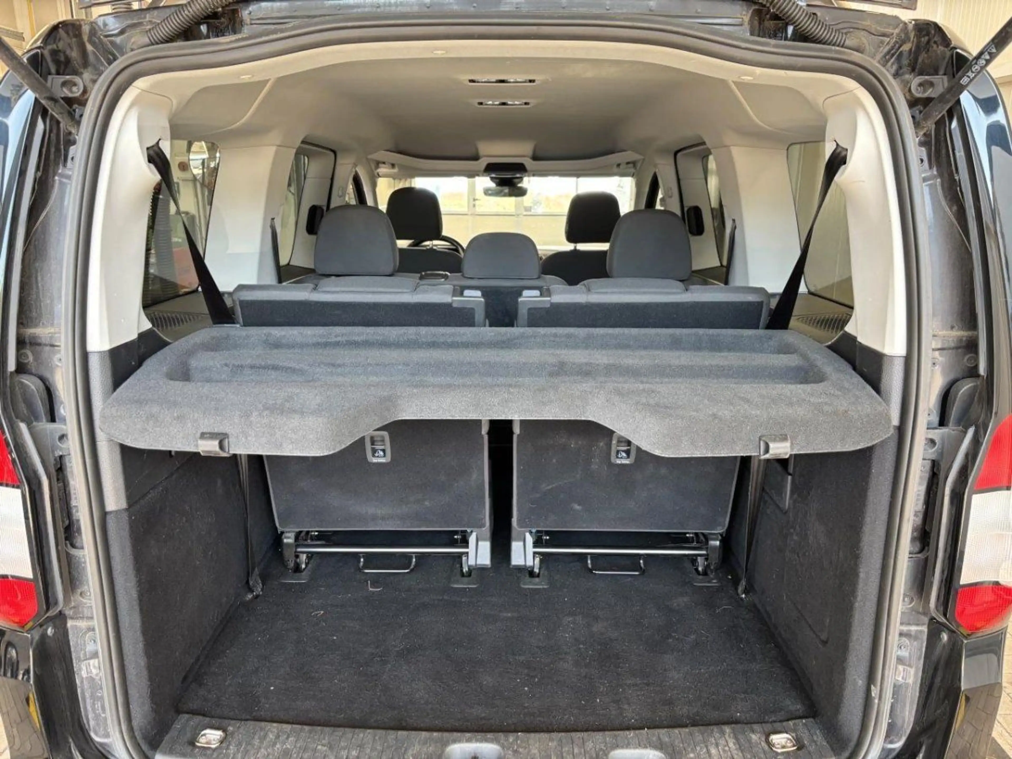 Ford Grand Tourneo Connect Titanium 7-Sitze+Sitzhzg — photo 3