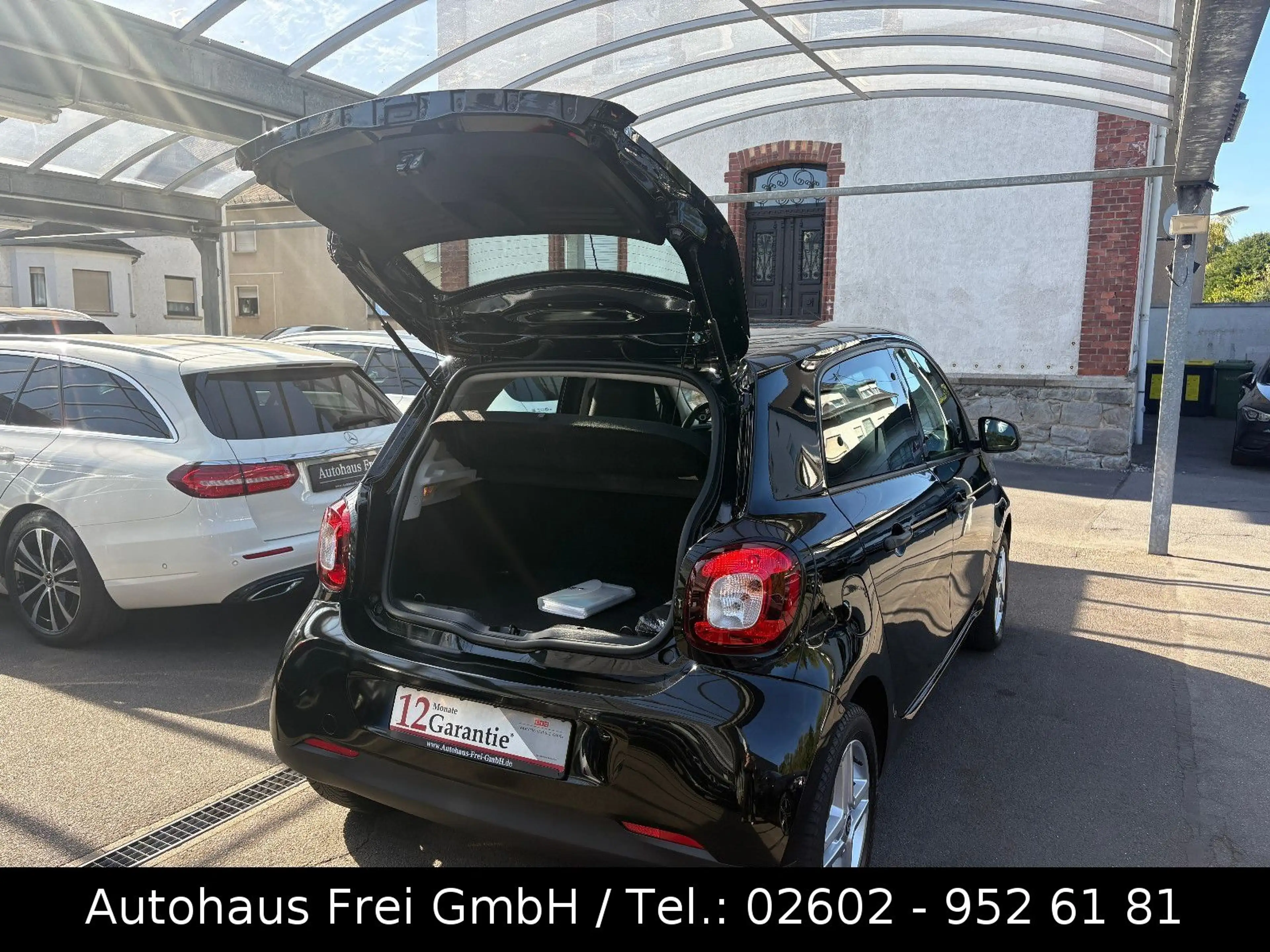 smart forFour electric drive EQ 1-HAND*TEMPOMAT*SITZHE — photo 10