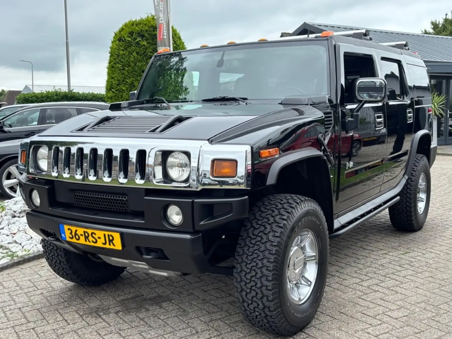 HUMMER H2 6.0 V8 Zwart 2005 Youngtimer Facelift TOPCONDITIE Zwart - 1