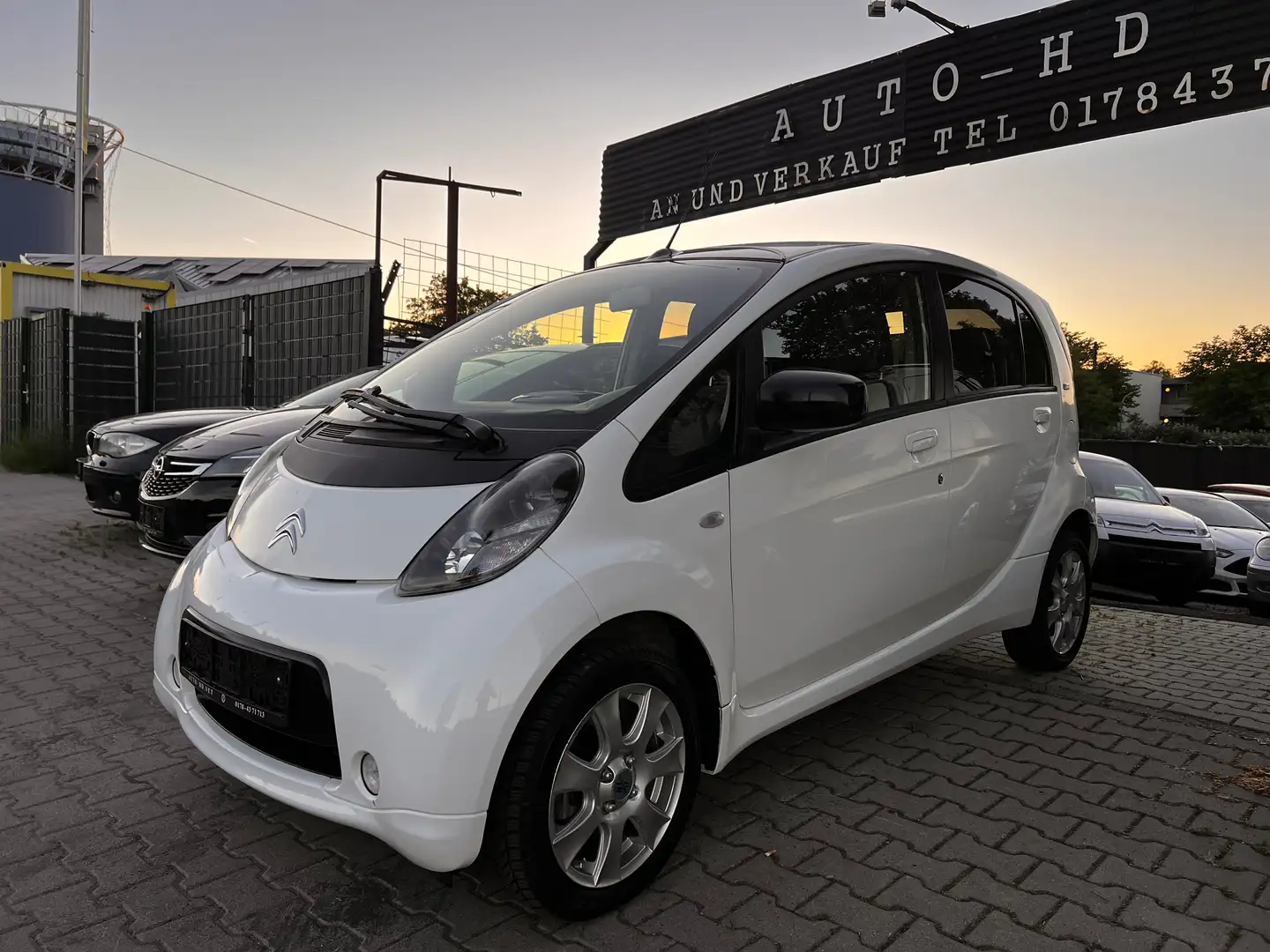 Citroen C-Zero Tendance Neuwertig (1.Hand,14Tkm,Bluetooth) Weiß - 1