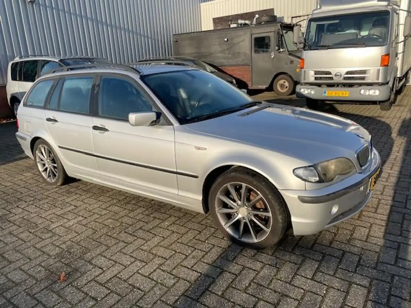 BMW 316 3-serie Touring 316i Black&Silver II | APK verlope Grey - 2