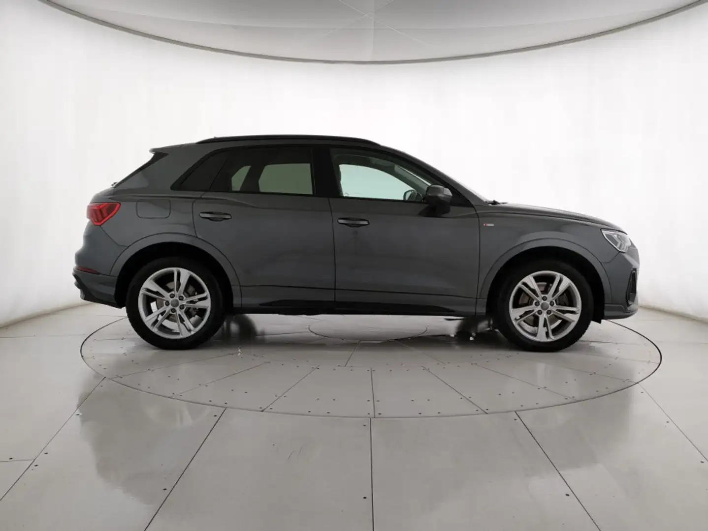 Audi Q3 Q3 45 2.0 tfsi S line edition quattro s-tronic Grau - 2