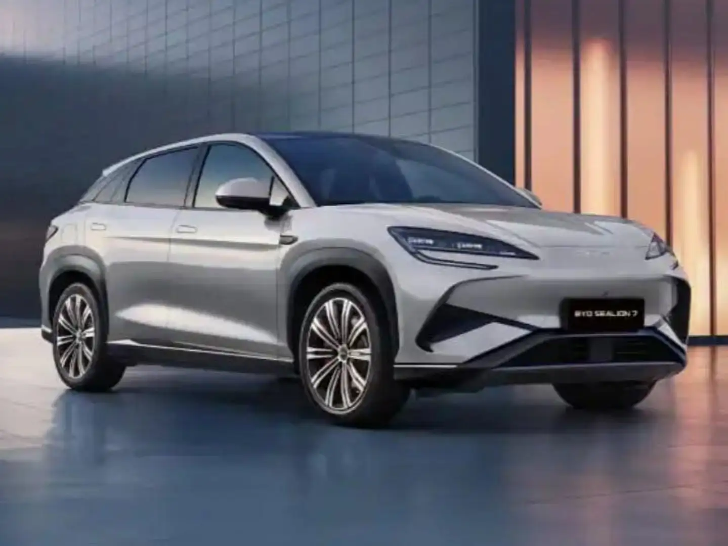 BYD Sealion 7 Szary - 2