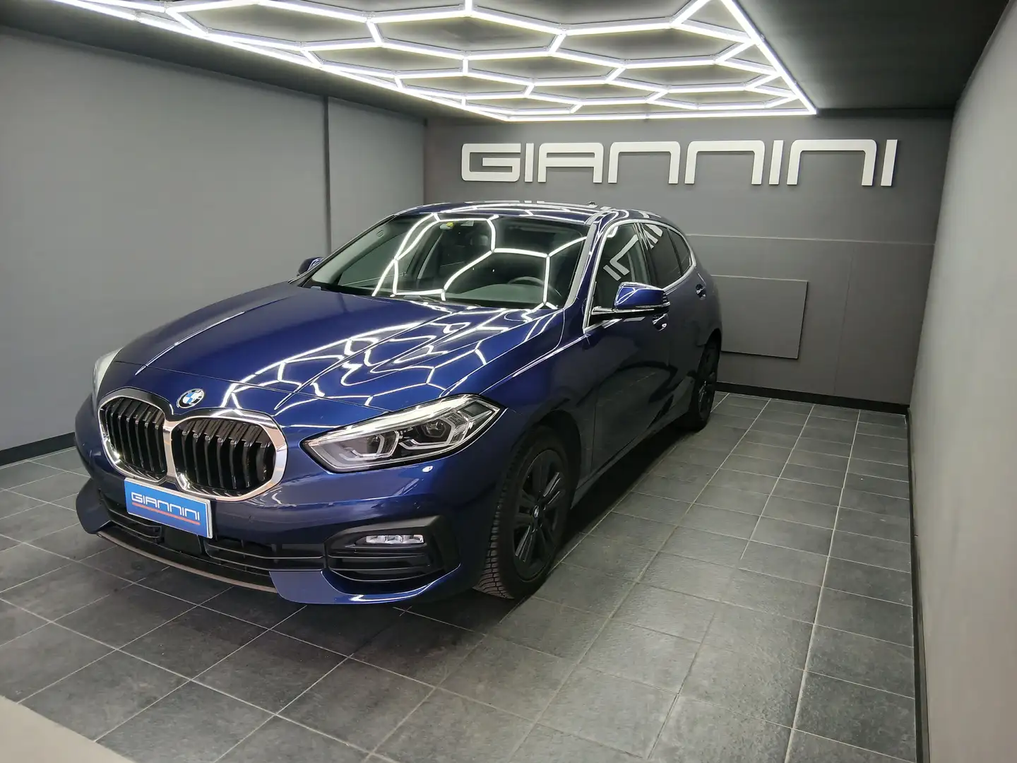 BMW 116 Serie 1 F40 116d Advantage auto Blu/Azzurro - 1