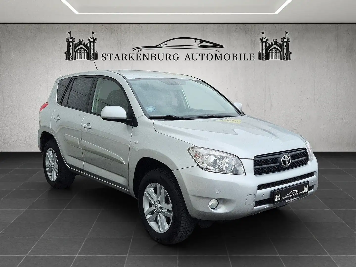 Toyota RAV 4 Executive/Allrad/Automatik/Navi/Tempomat Argent - 1