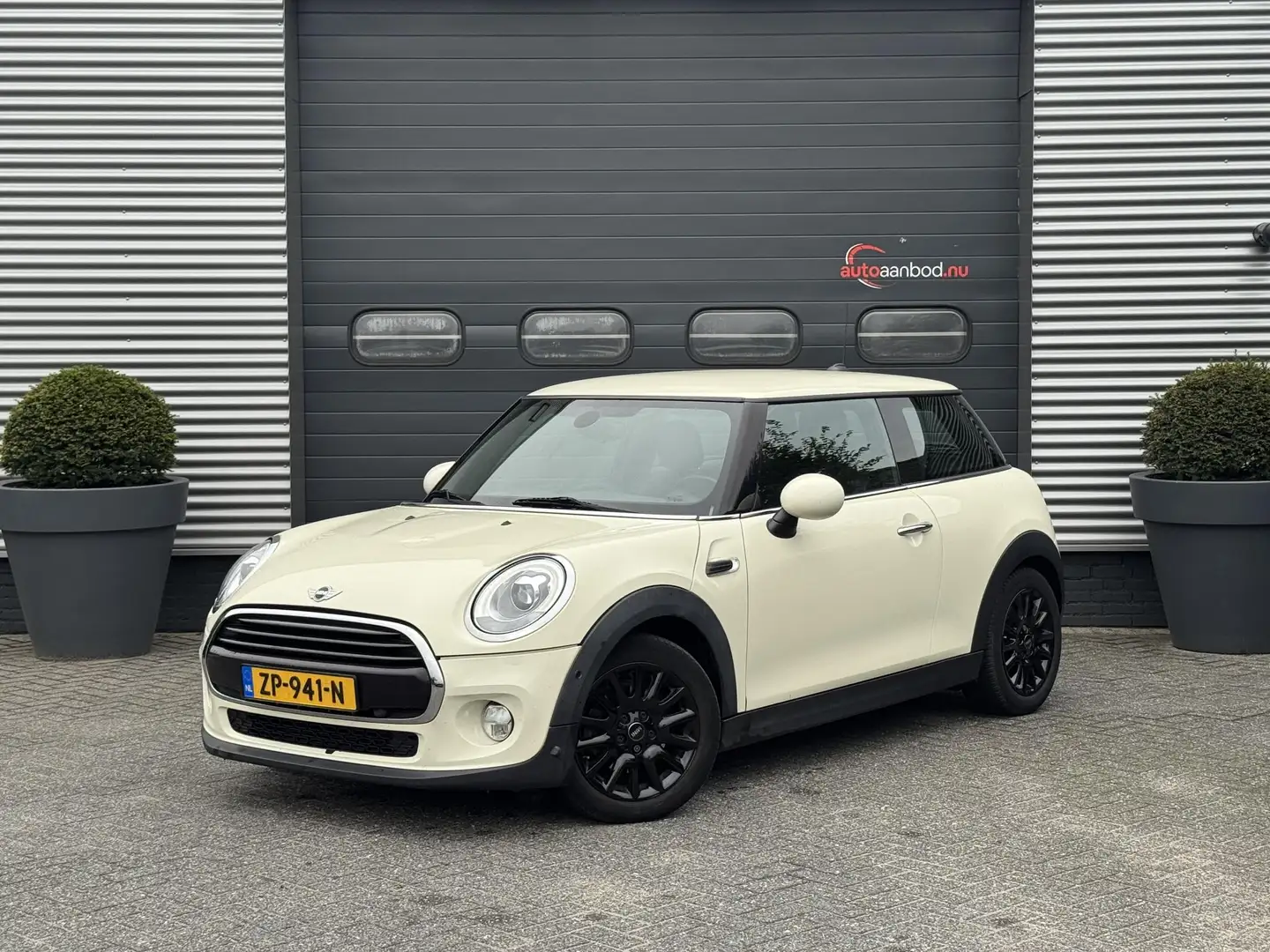 MINI Cooper Mini 1.5 Salt Business | Navigatie | Parkeersensor Blanc - 1
