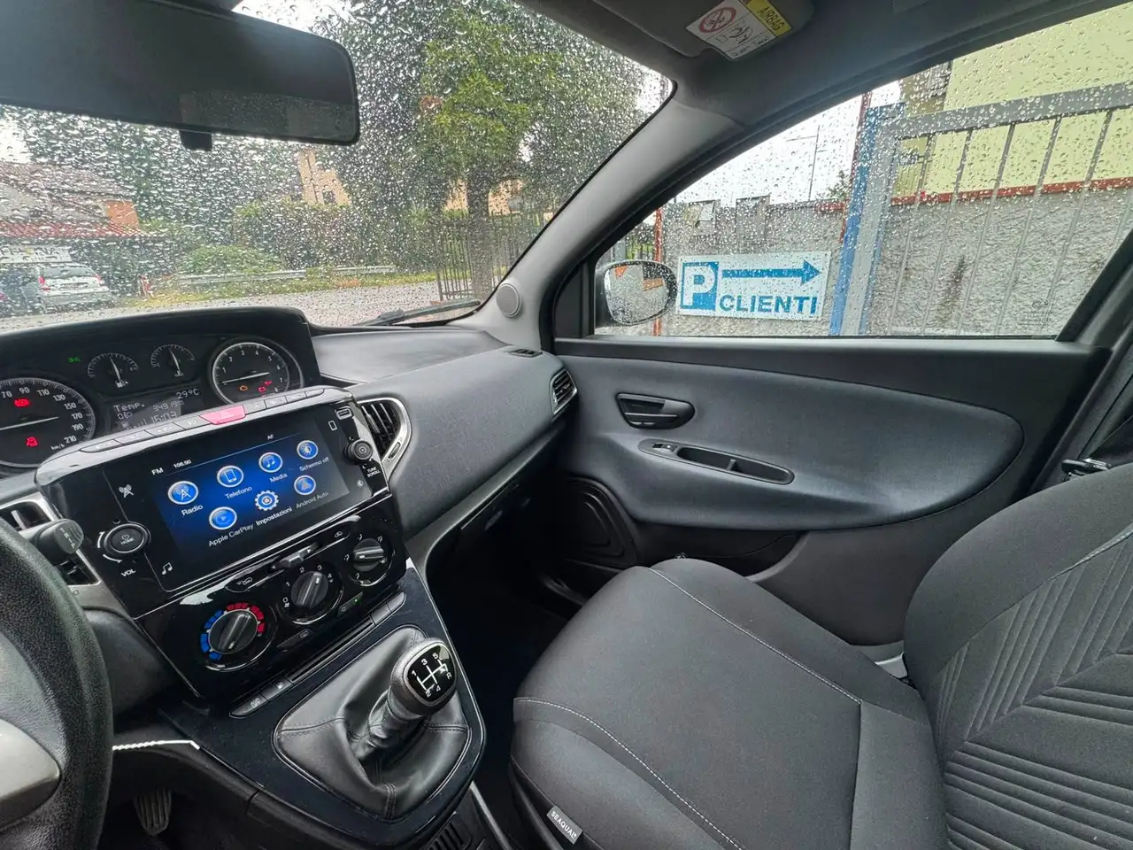 Lancia Ypsilon 2022 — фото 9