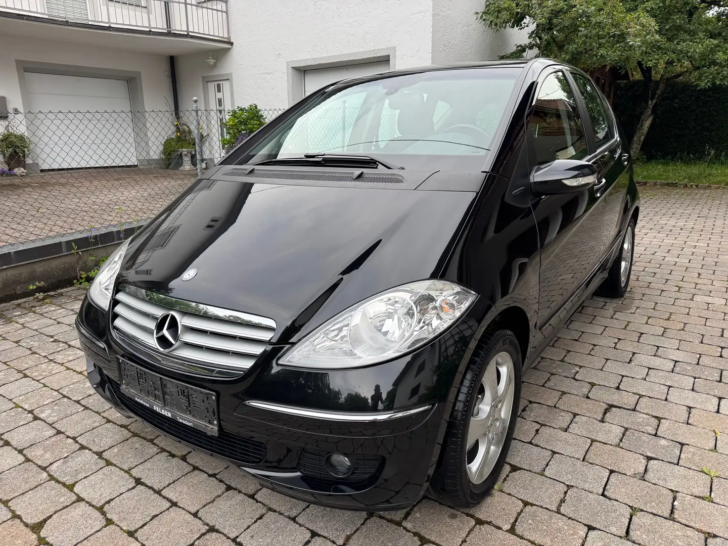 Mercedes-Benz A 170 A 170 Elegance Elegance Schwarz - 1