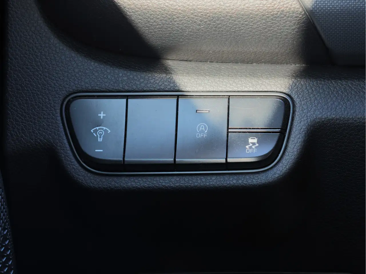 Kia Seltos снимка Kia Seltos