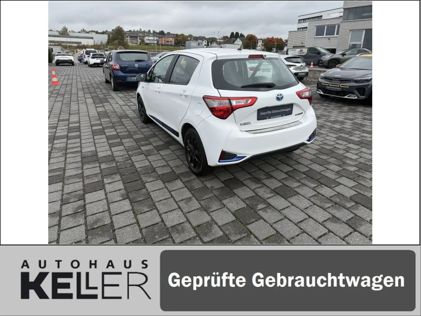 Toyota Yaris Hybrid 1.5 VVT-i Comfort Blanc - 2