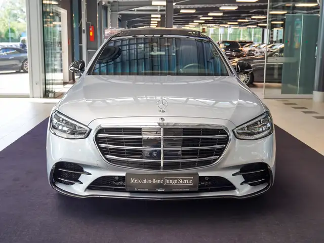 Mercedes-Benz S-Class view 8