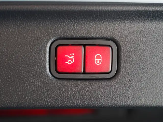Mercedes-Benz S-Class view 6