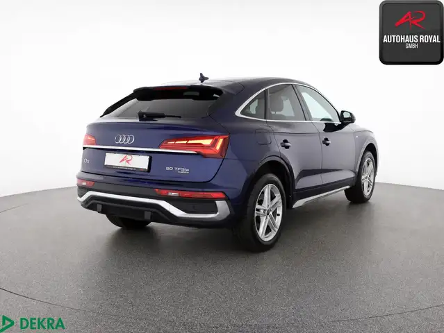 Audi Q5 view 5