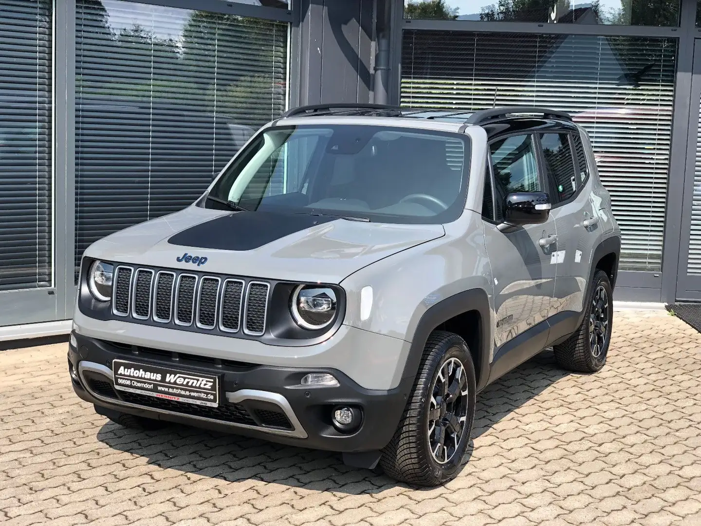 Jeep Renegade PHEV 4xe High Upland Automatik 240PS Grau - 1