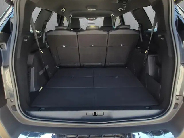 Peugeot 5008 view 7