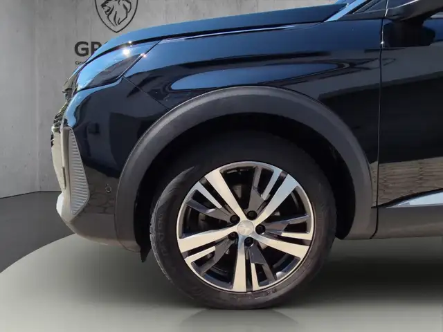 Peugeot 5008 view 11