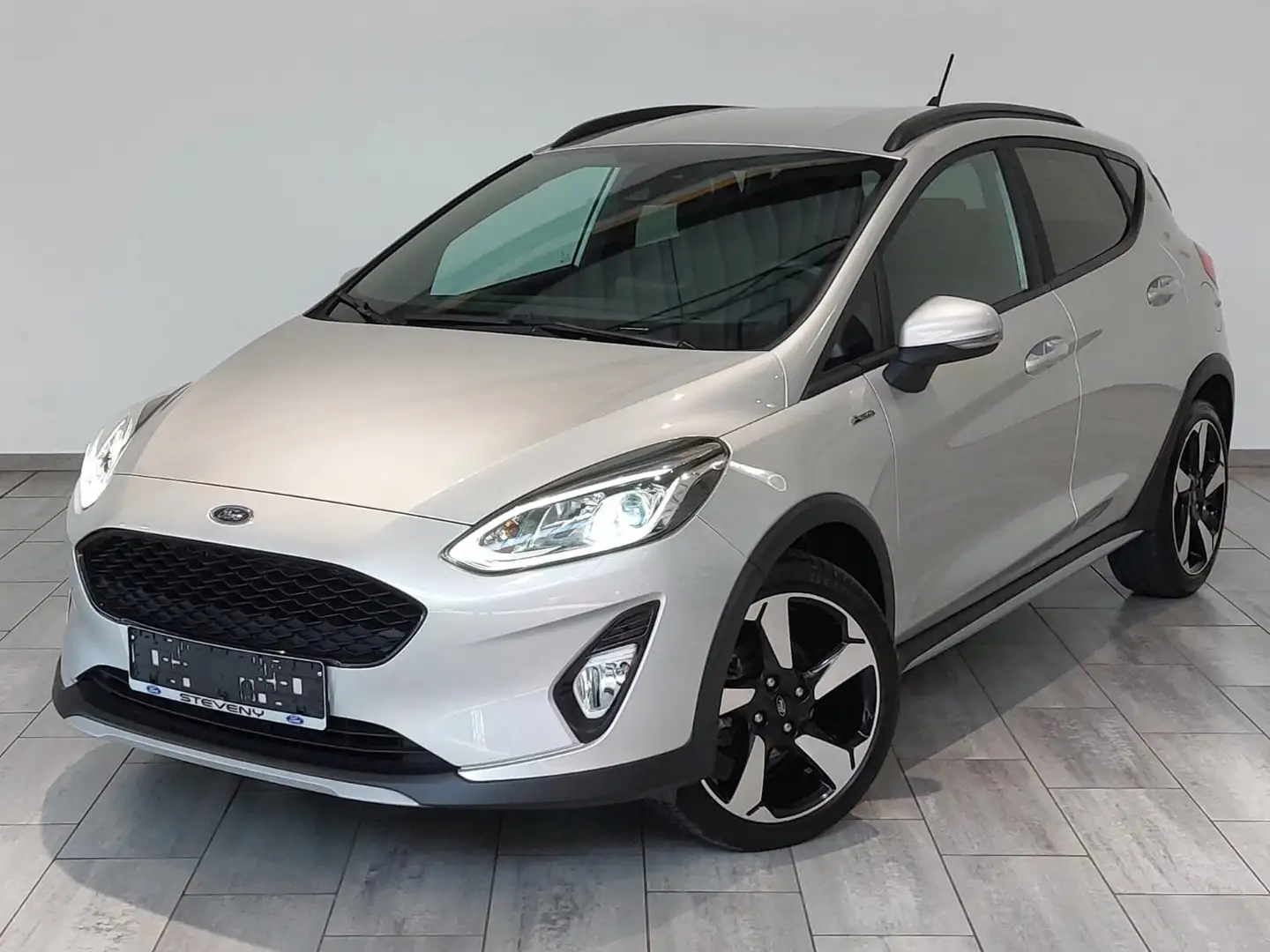Ford Fiesta ACTIVE Fiesta 1.0 EcoBoost 95CV *LED*PARK PILOT* Zilver - 1