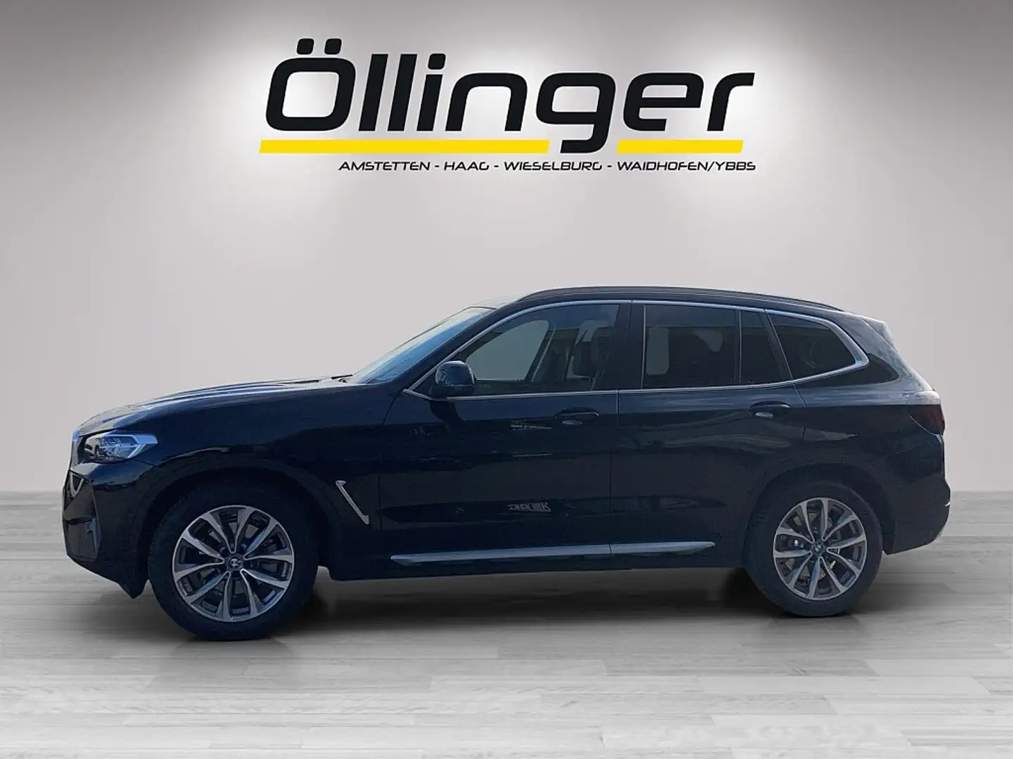 BMW X3 xDrive20i 48 V Aut. Zwart - 2