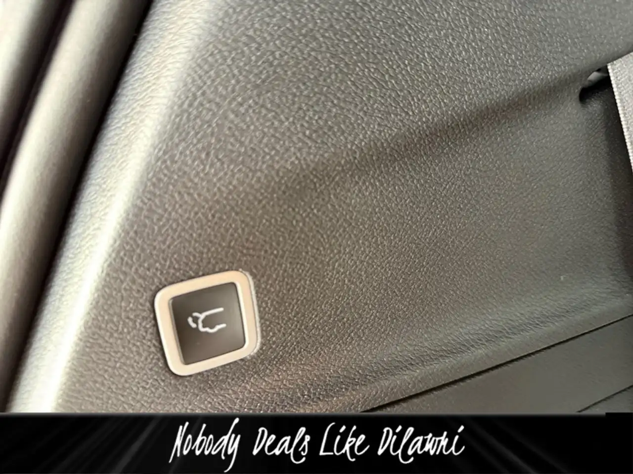 Chrysler Grand Caravan photo Chrysler Grand Caravan