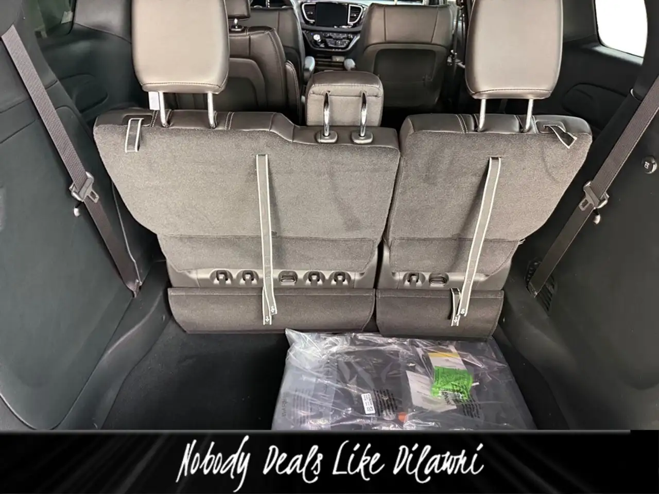 Chrysler Grand Caravan photo Chrysler Grand Caravan