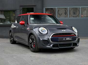 2.0 - SportExhaust - SportSeats - Camera - LED - Leather