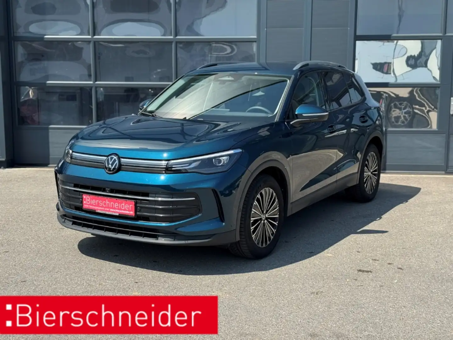 Volkswagen Tiguan 1.5 eTSI DSG Life LED NAVI AHK AREA-VIEW ACC SHZ Blau - 1
