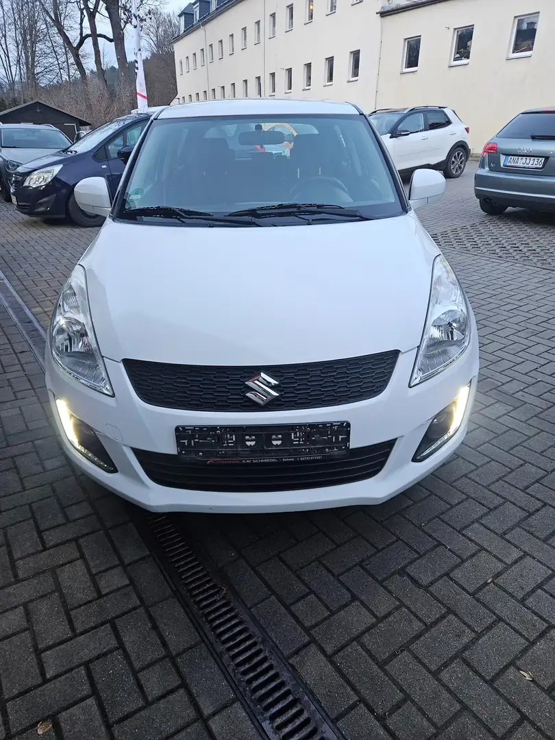 Suzuki Swift Club 4x4 Weiß - 1