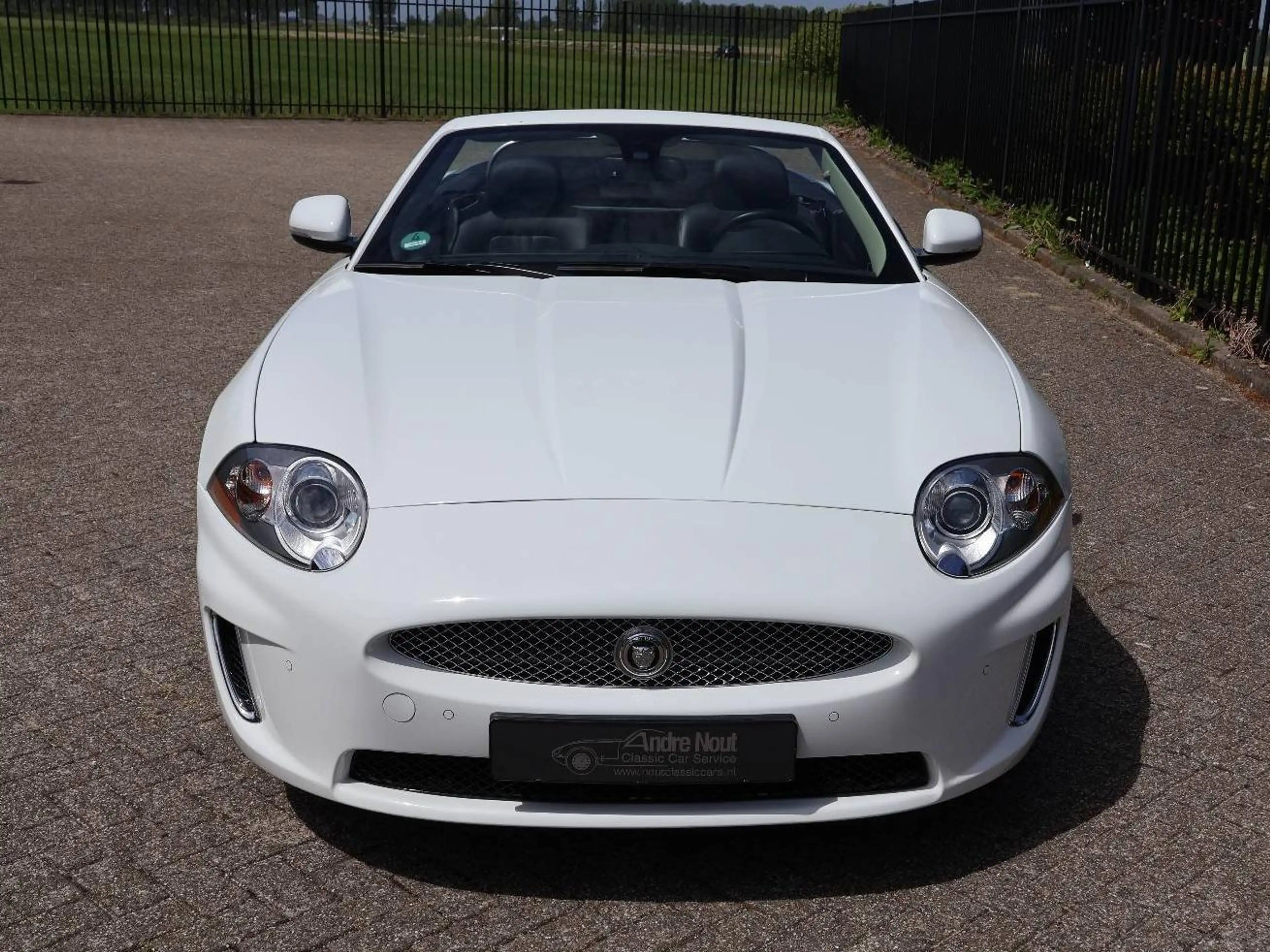 Jaguar XK 5.0 V8 Convertible — photo 15