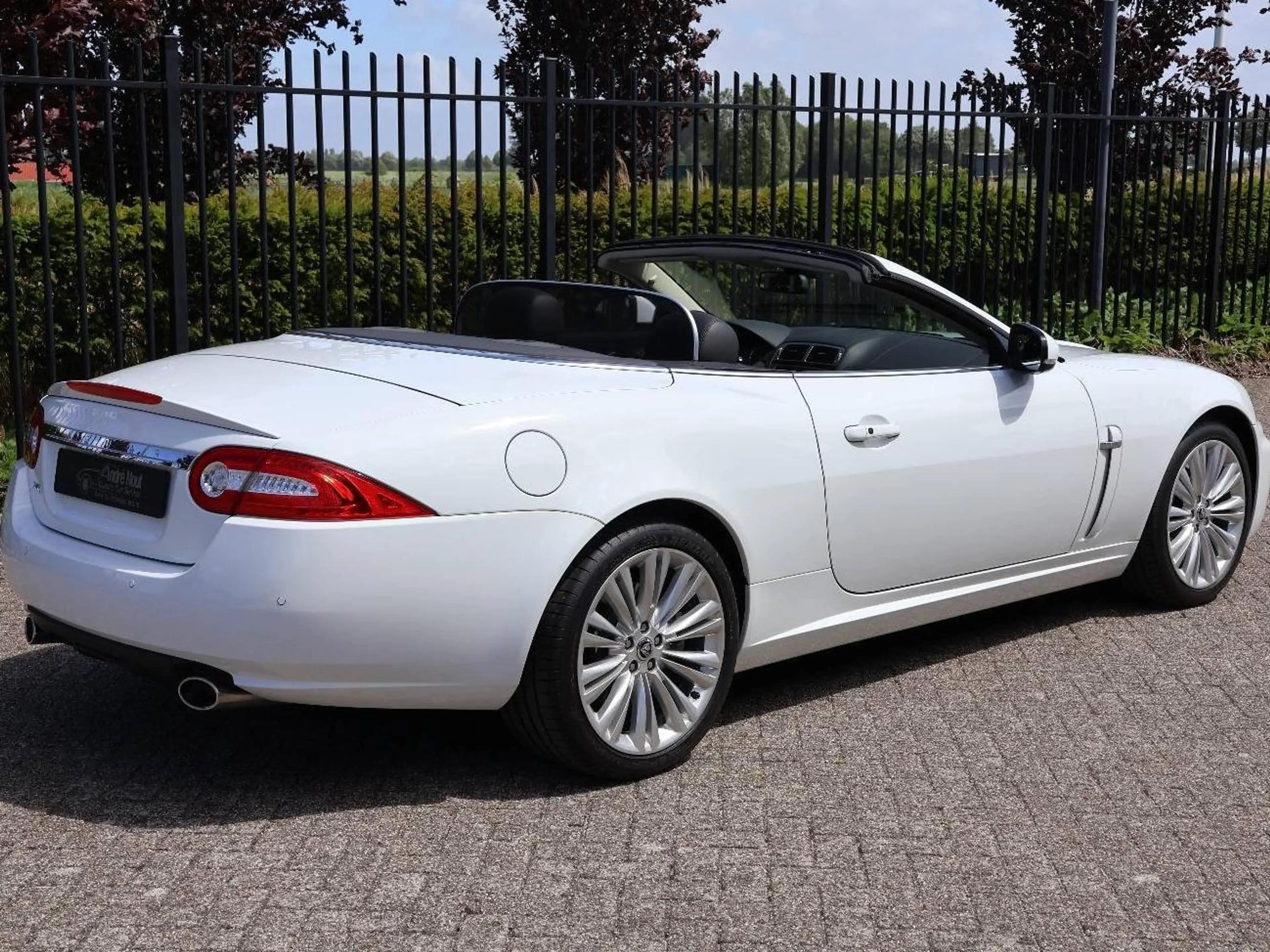 Jaguar XK 5.0 V8 Convertible — photo 9