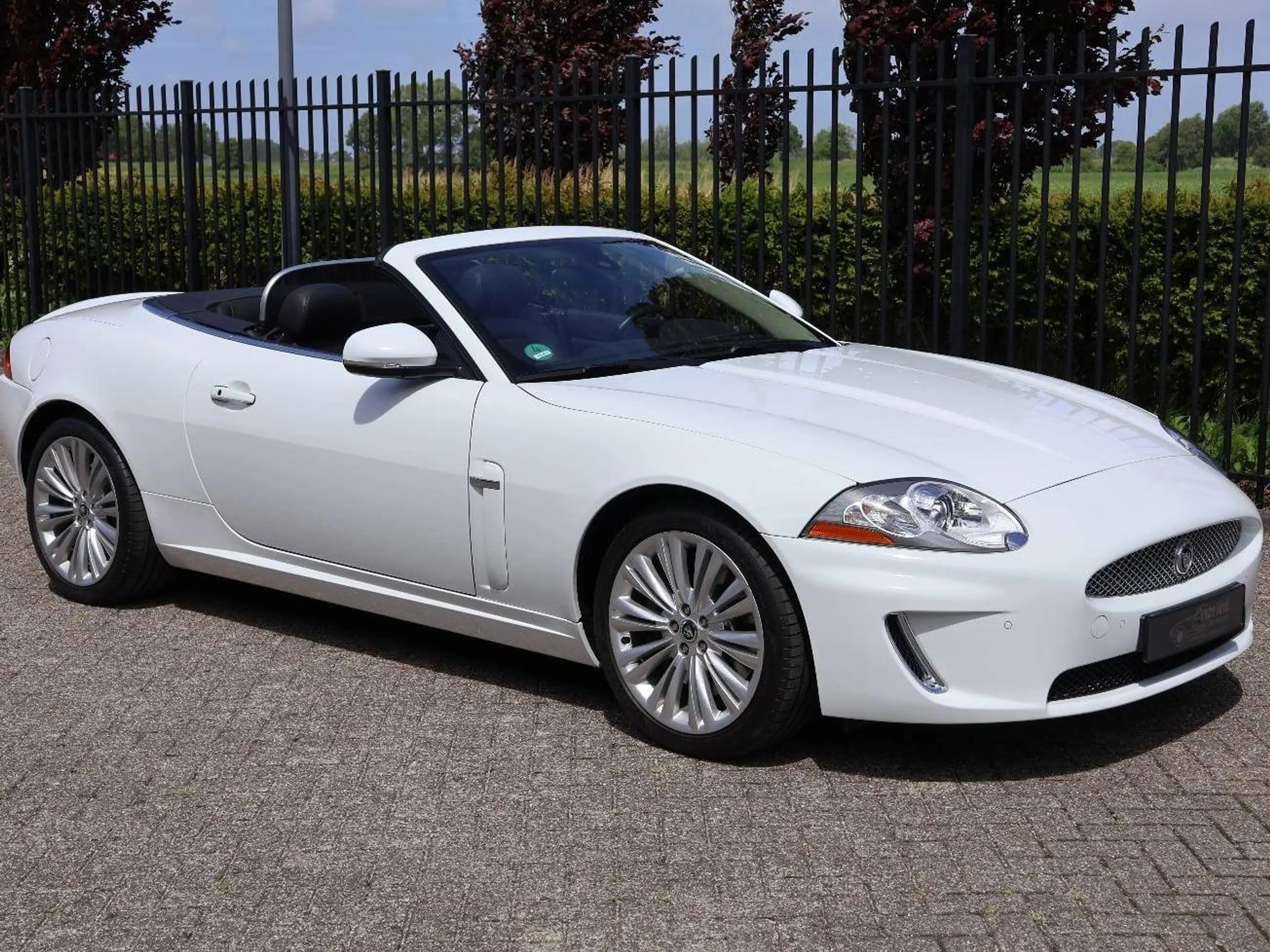 Jaguar XK 5.0 V8 Convertible — photo 13